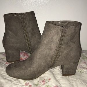Mauve Booties